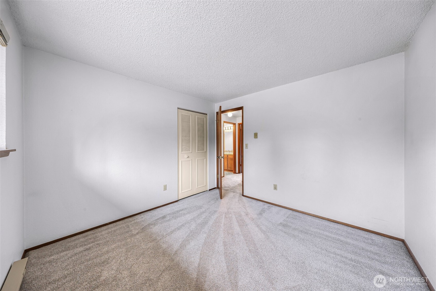 5963 Longdin Road Property Photo 11