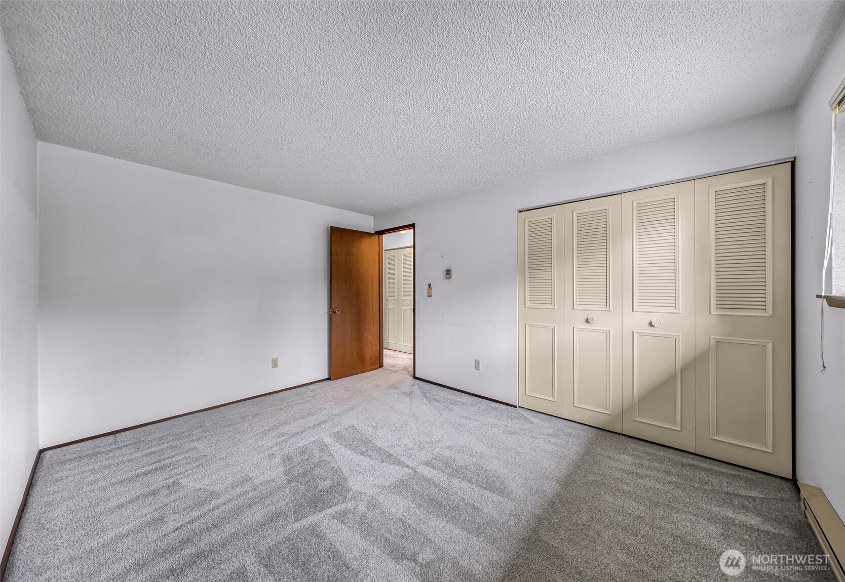 5963 Longdin Road Property Photo 14