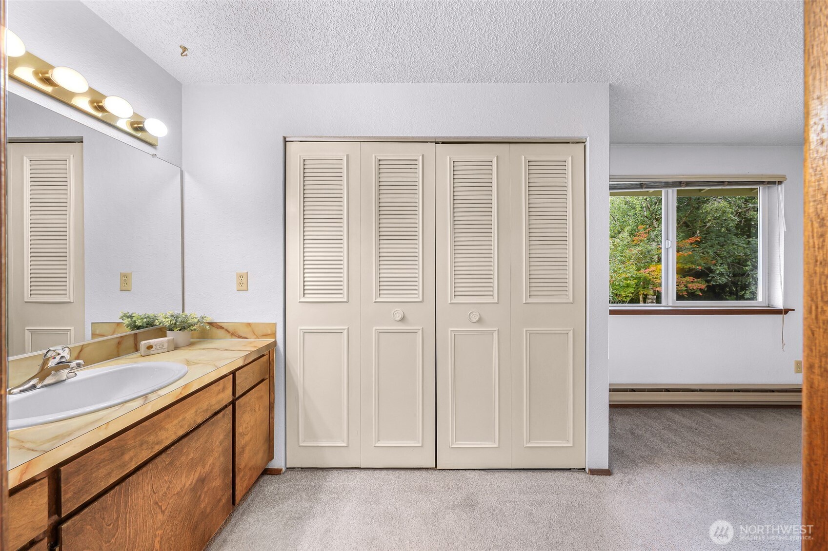 5963 Longdin Road Property Photo 19