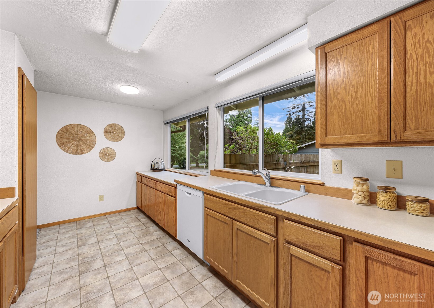 5963 Longdin Road Property Photo 28
