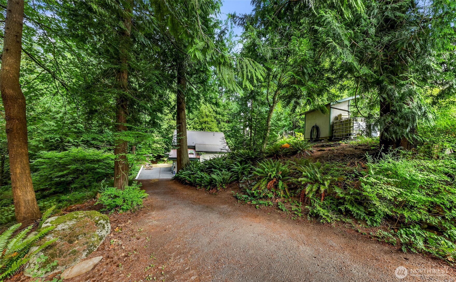 2913 Broad Street Property Photo 6