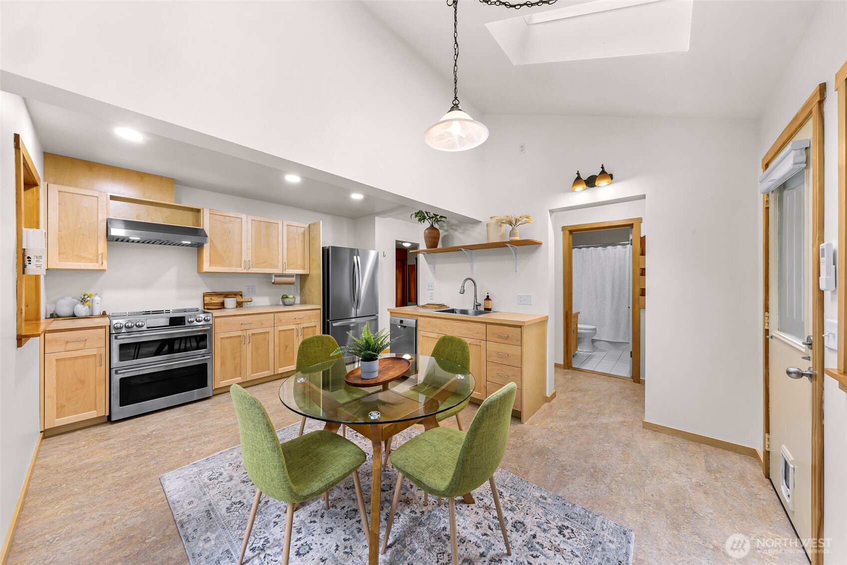 2913 Broad Street Property Photo 16