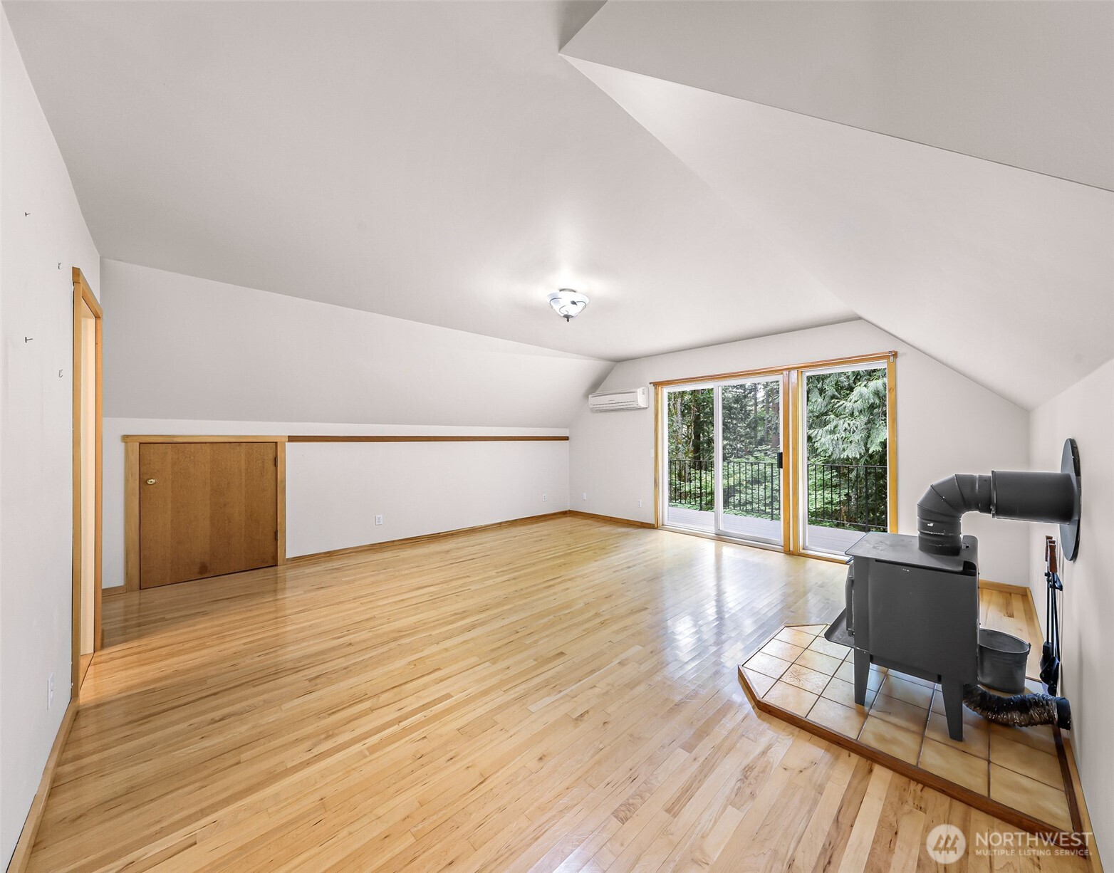 2913 Broad Street Property Photo 25