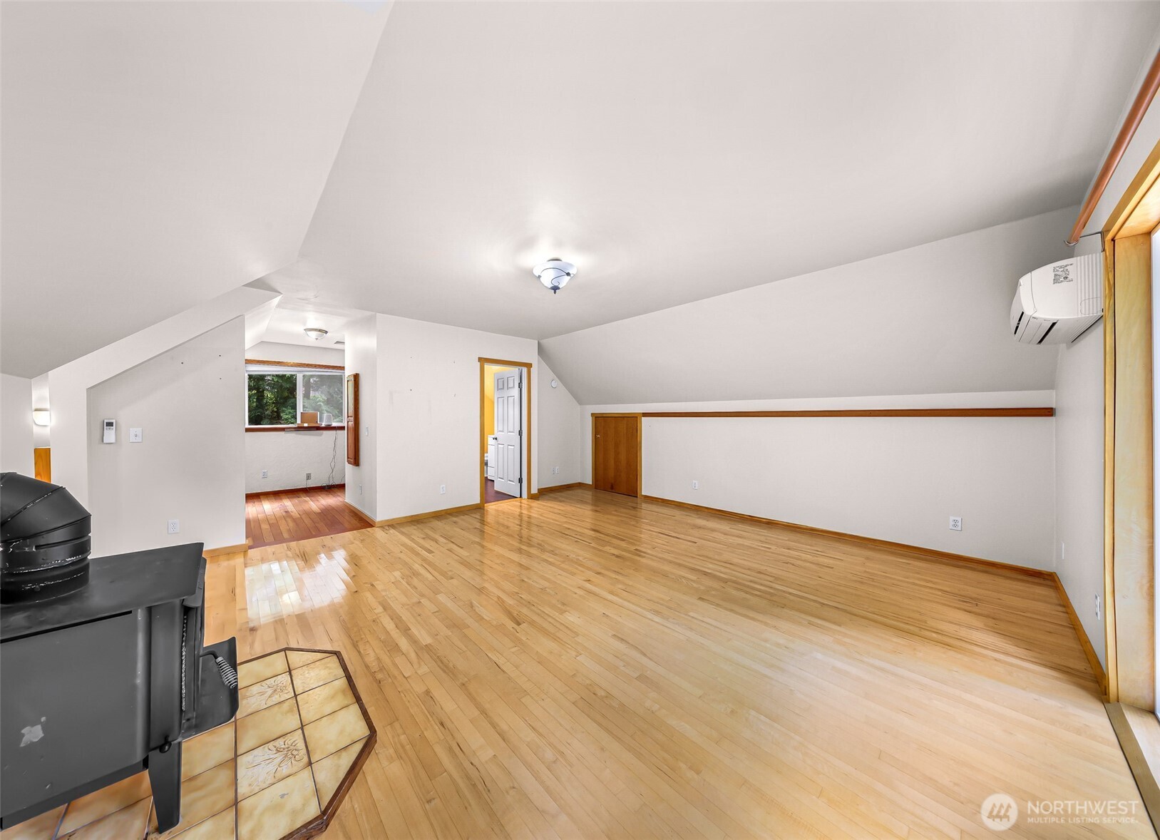 2913 Broad Street Property Photo 27