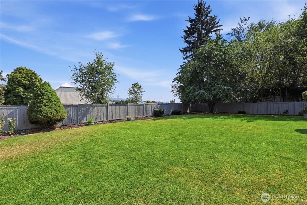 6011 S Julia Court Property Photo 27