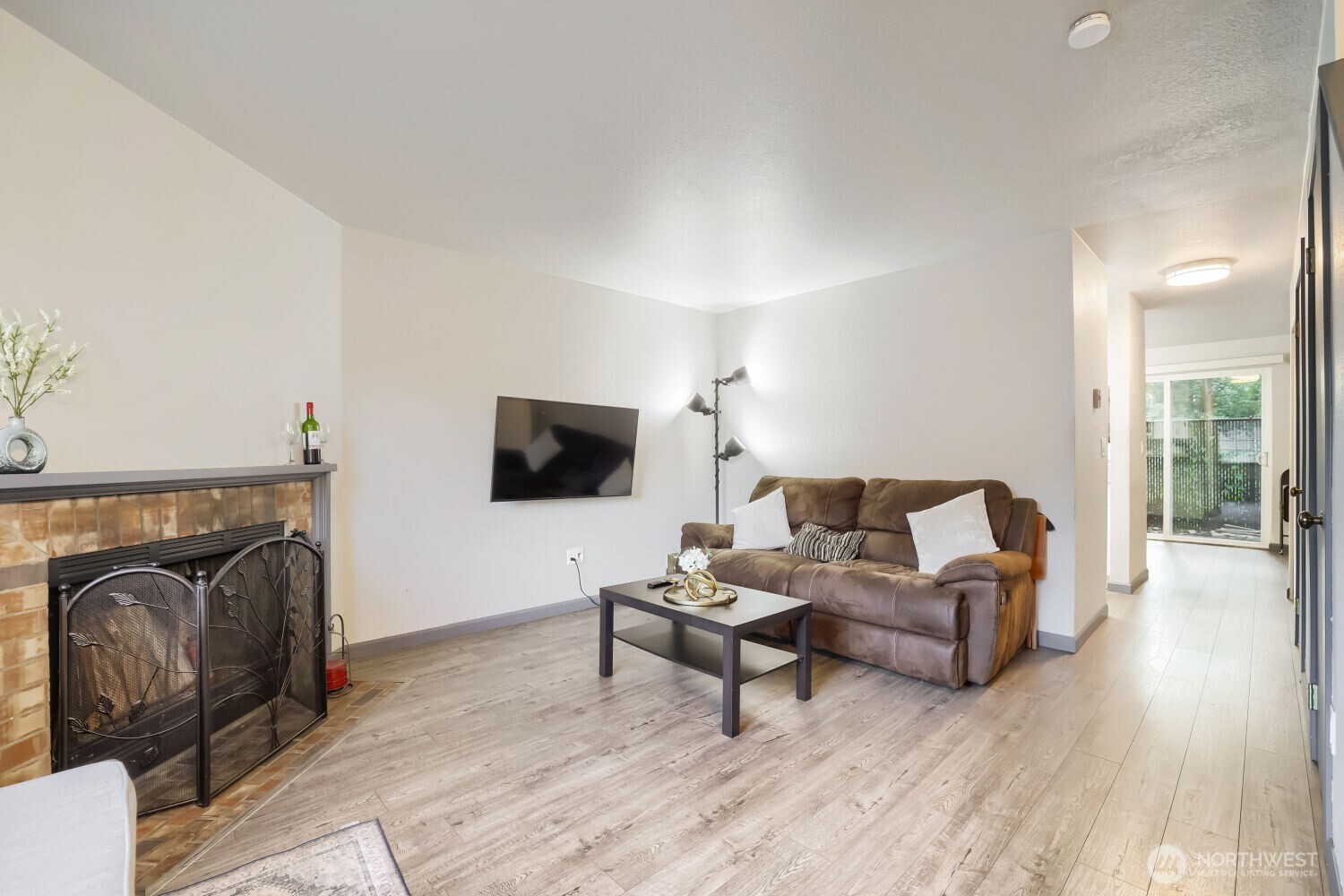 115 124 Street B4 Property Photo 1