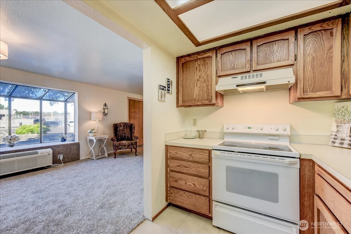 1004 Columbia Avenue 7 Property Photo 6