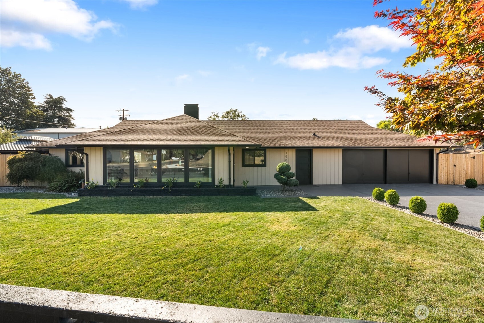 1901 N Tower Avenue Property Photo 1