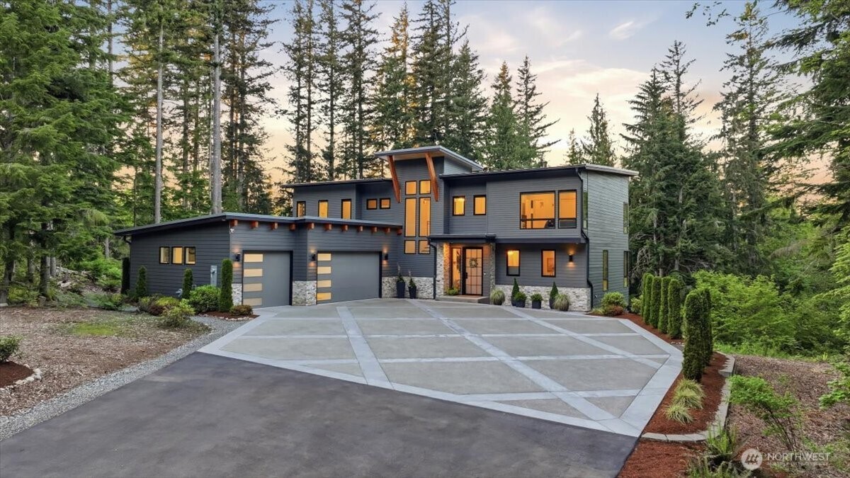 7416 Se Lake Alice Road Property Photo 2
