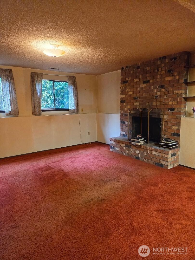 7514 Locust Avenue Property Photo 4