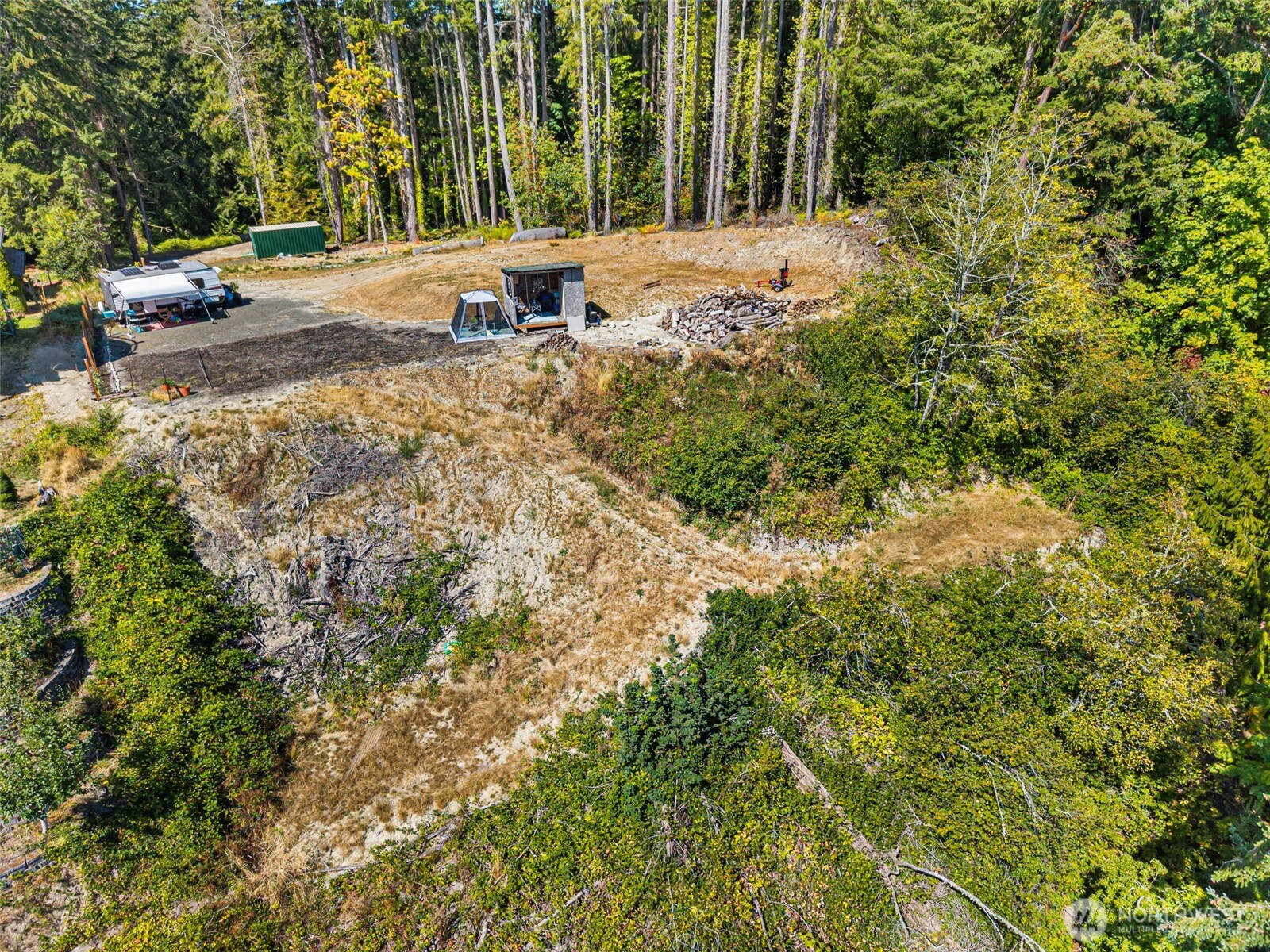 6809 Cliff Avenue Property Photo 8