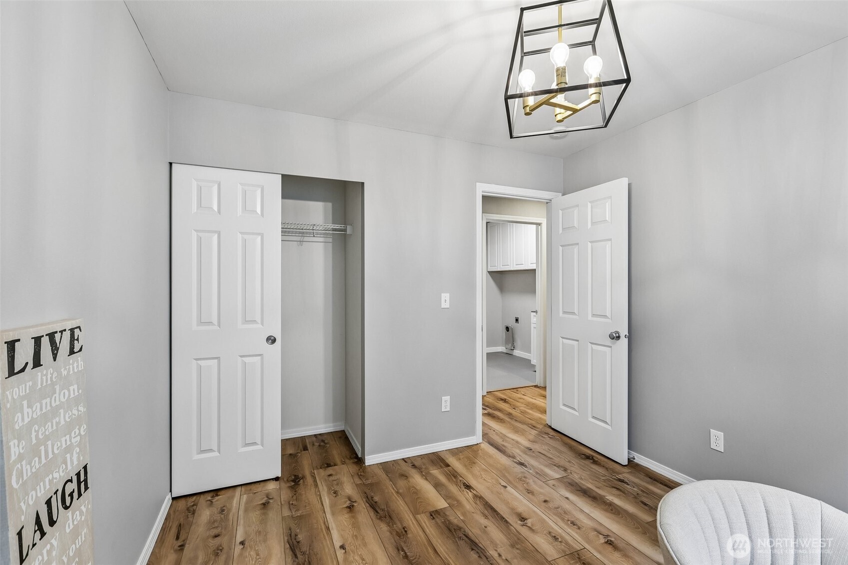 5926 77th Drive Property Photo 15