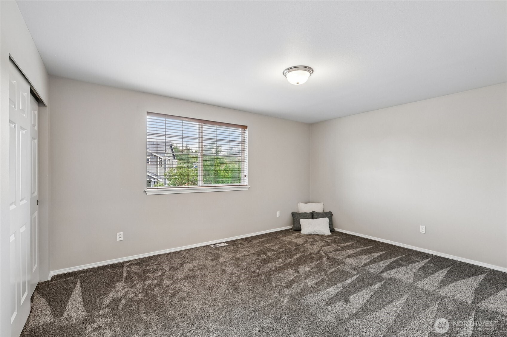 5926 77th Drive Property Photo 24