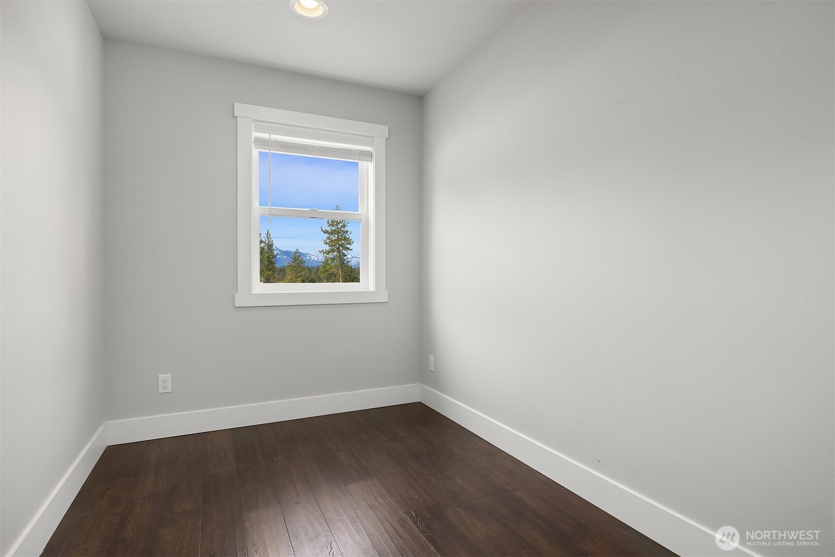 961 Rocky Mountain Way Property Photo 19