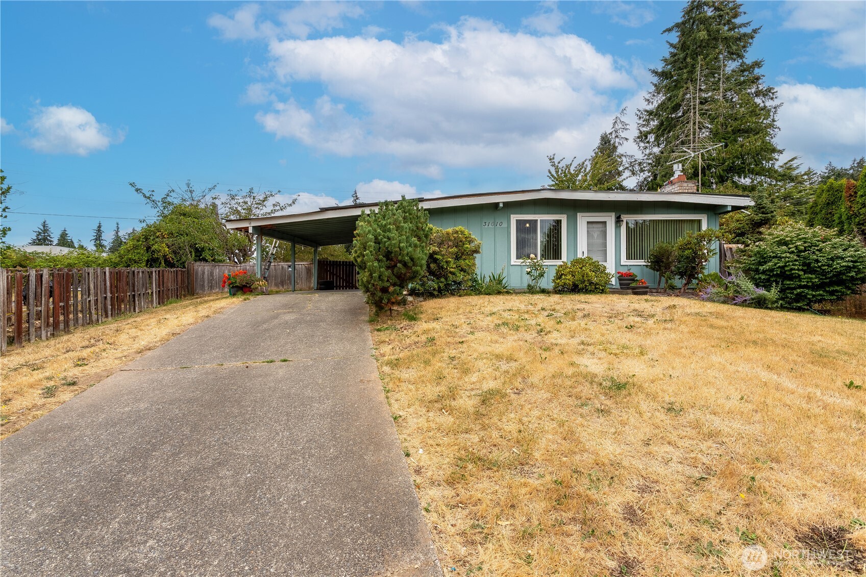 31610 7th Place Property Photo 1