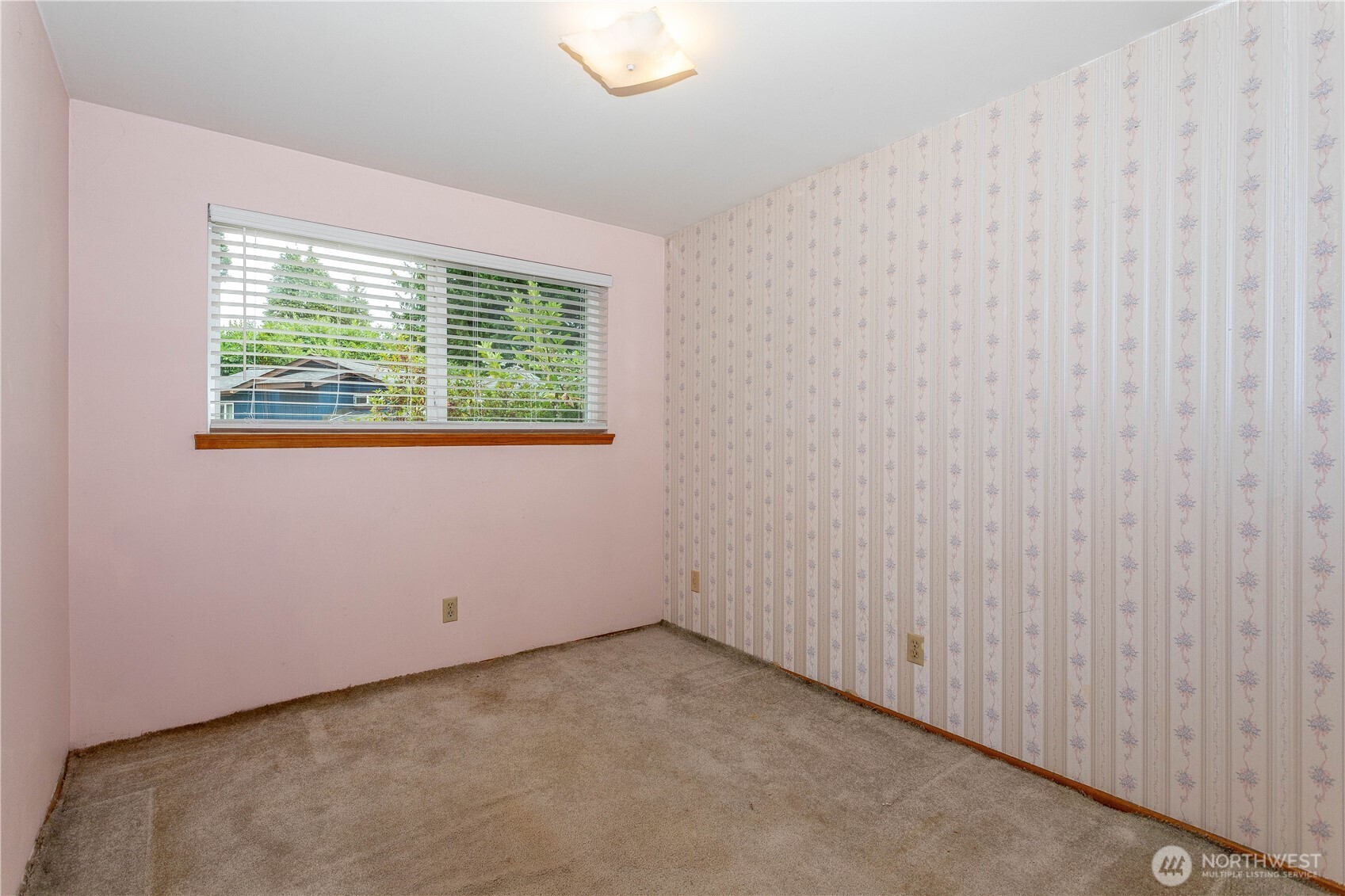 31610 7th Place Property Photo 13
