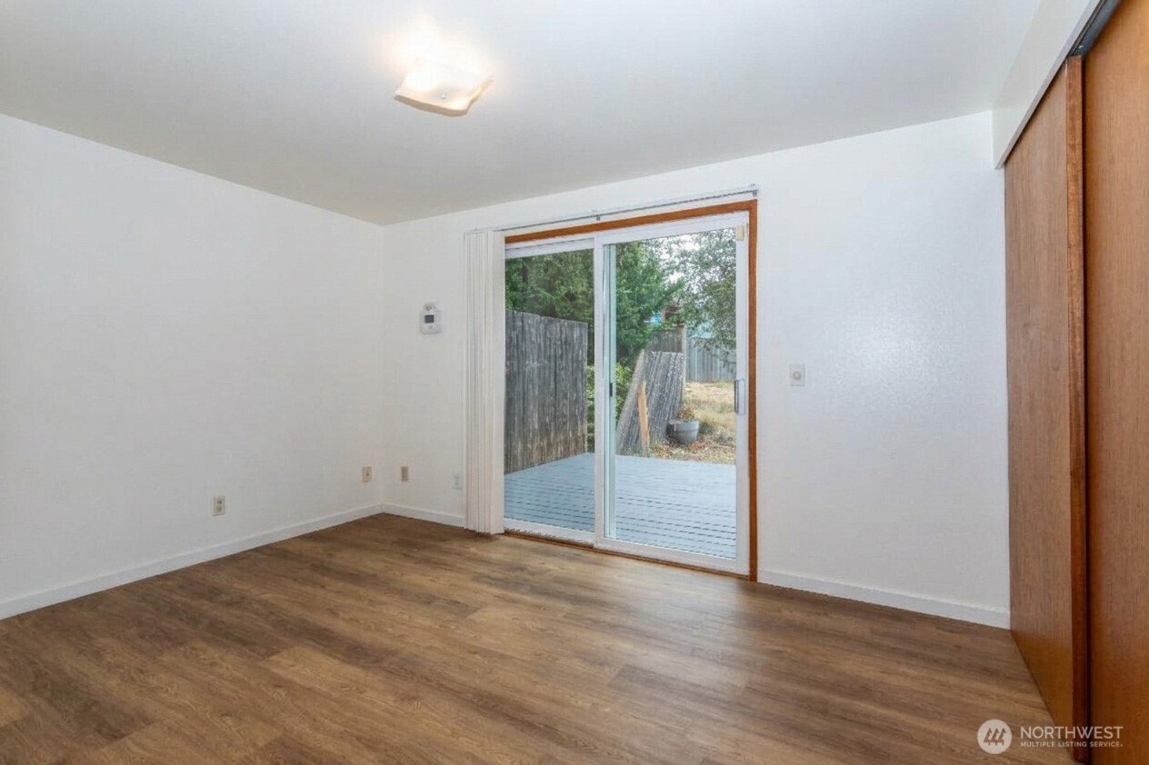 31610 7th Place Property Photo 15