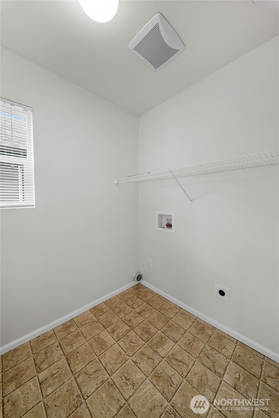 4416 Fire Willow Way Property Photo 19