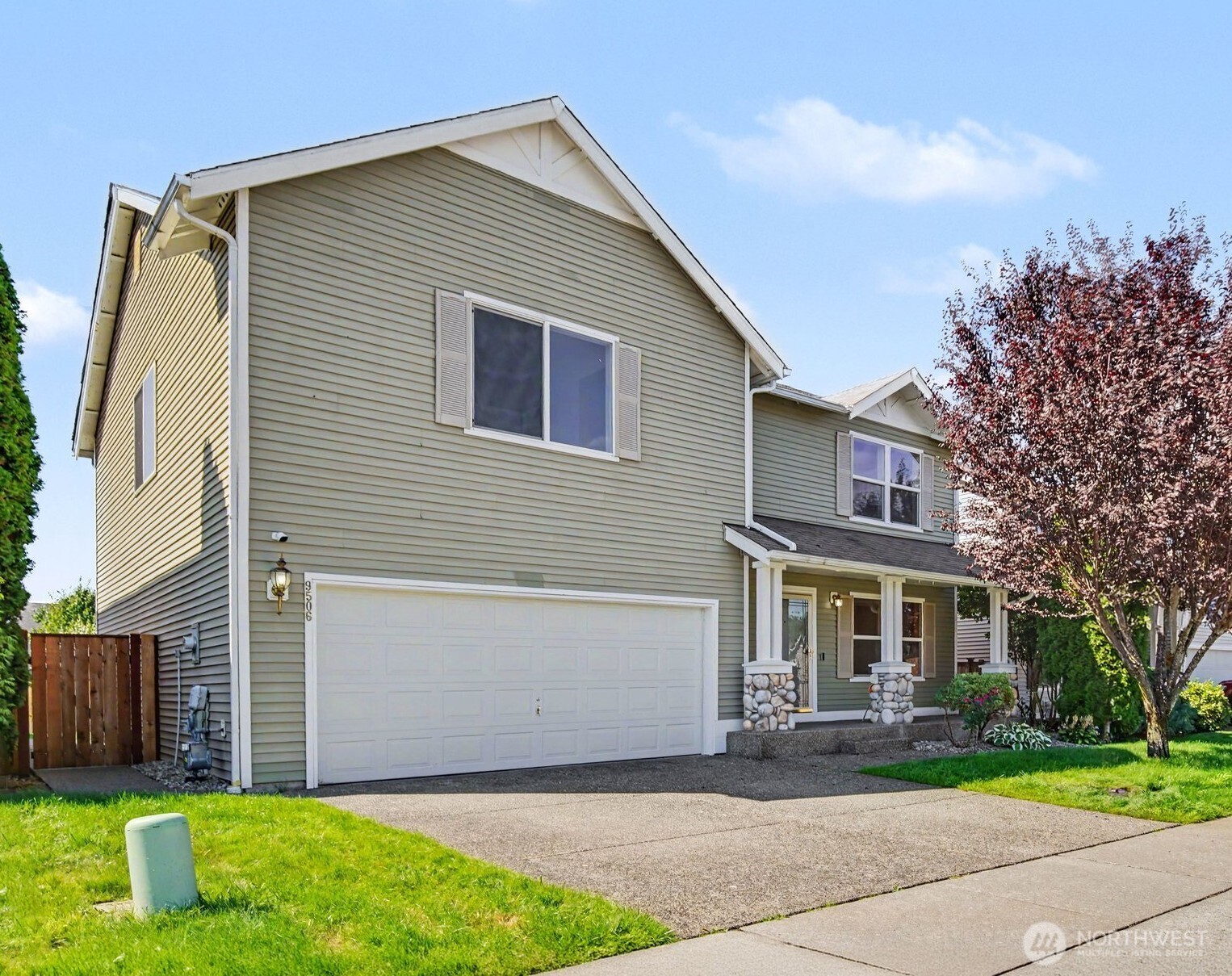 9506 185th Street Property Photo 1