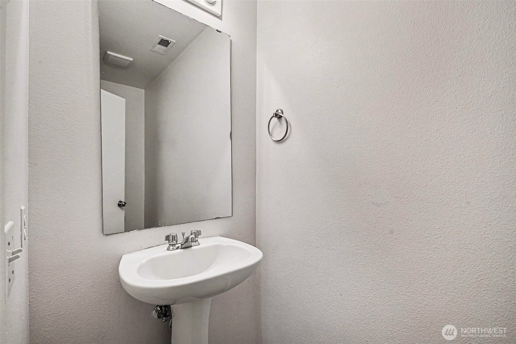 9506 185th Street Property Photo 9