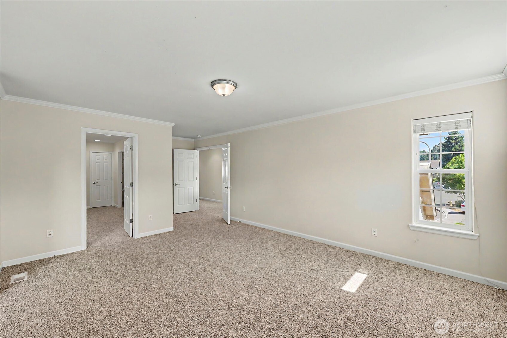 4129 Ne 9th Place Property Photo 15