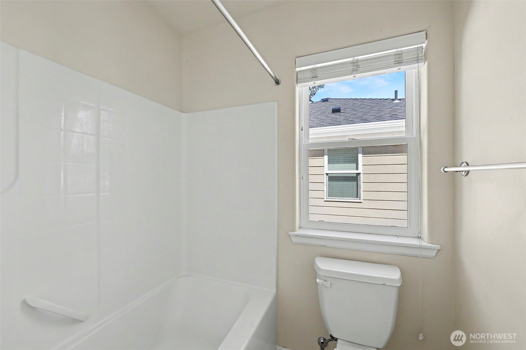 4129 Ne 9th Place Property Photo 24