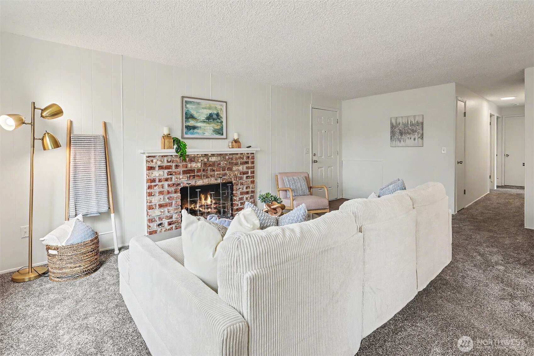 13932 4th Avenue Property Photo 6