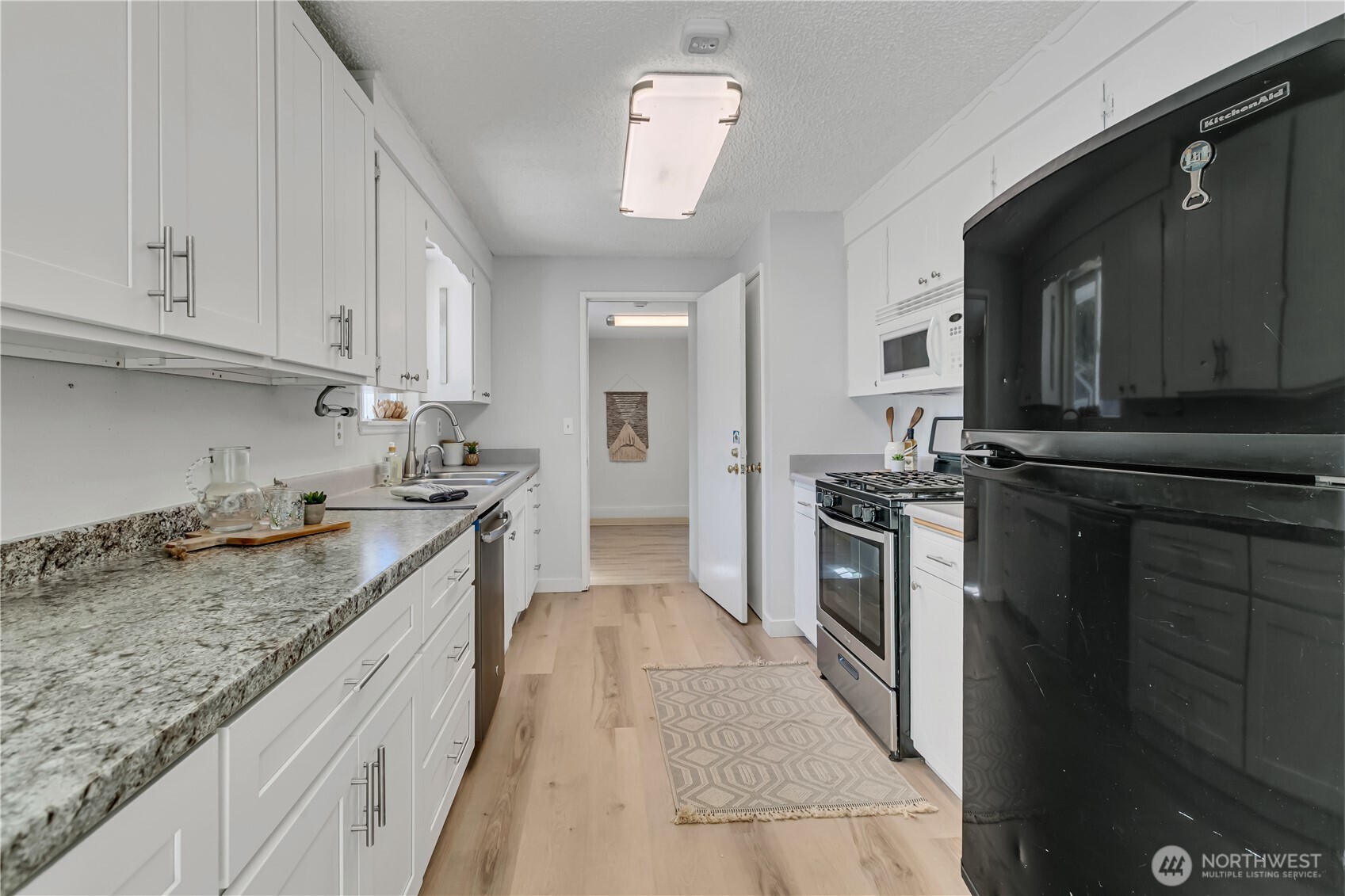 4432 S 49th Street Property Photo 9