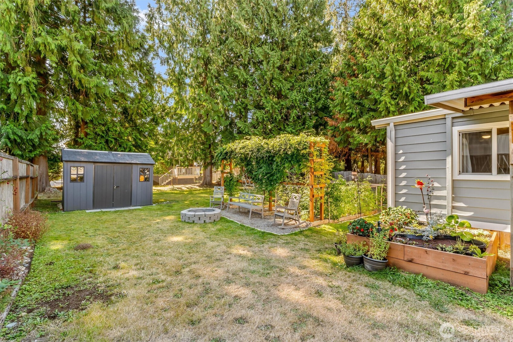 9218 13th Place Property Photo 28