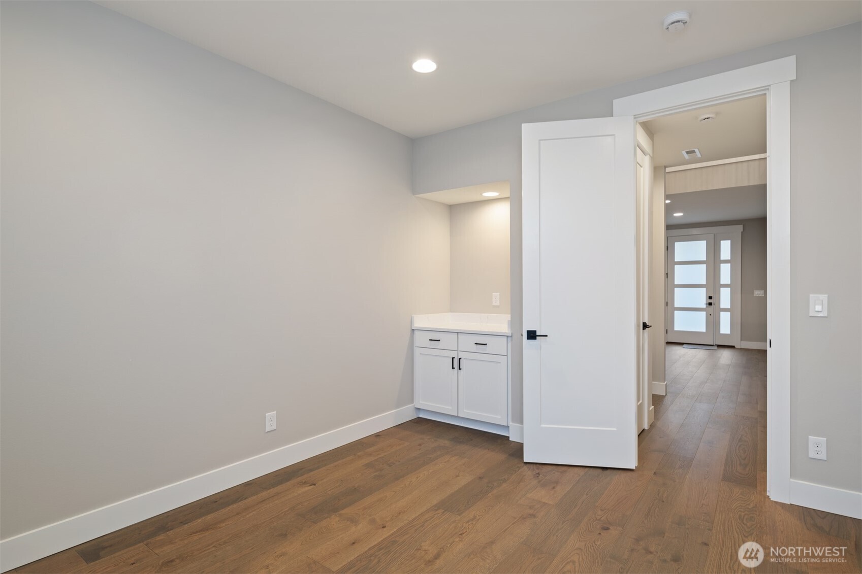 13025 75th Place Property Photo 4