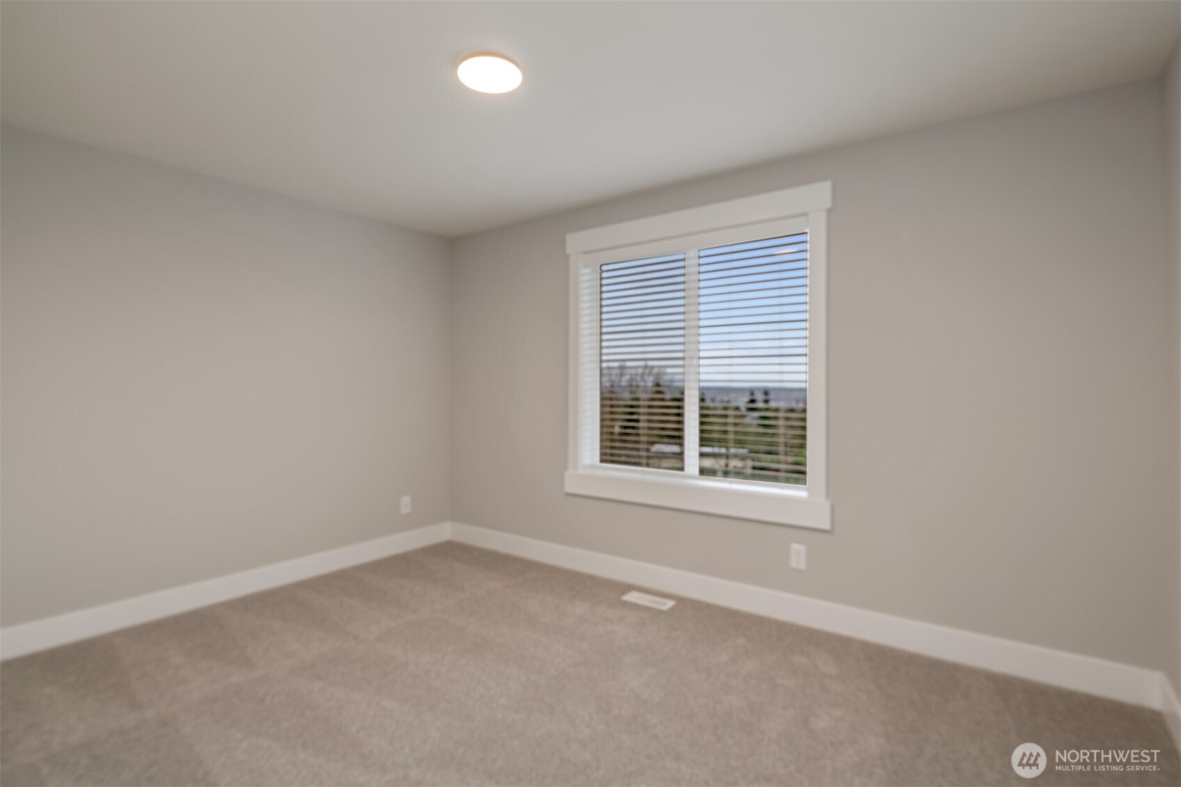 13025 75th Place Property Photo 23