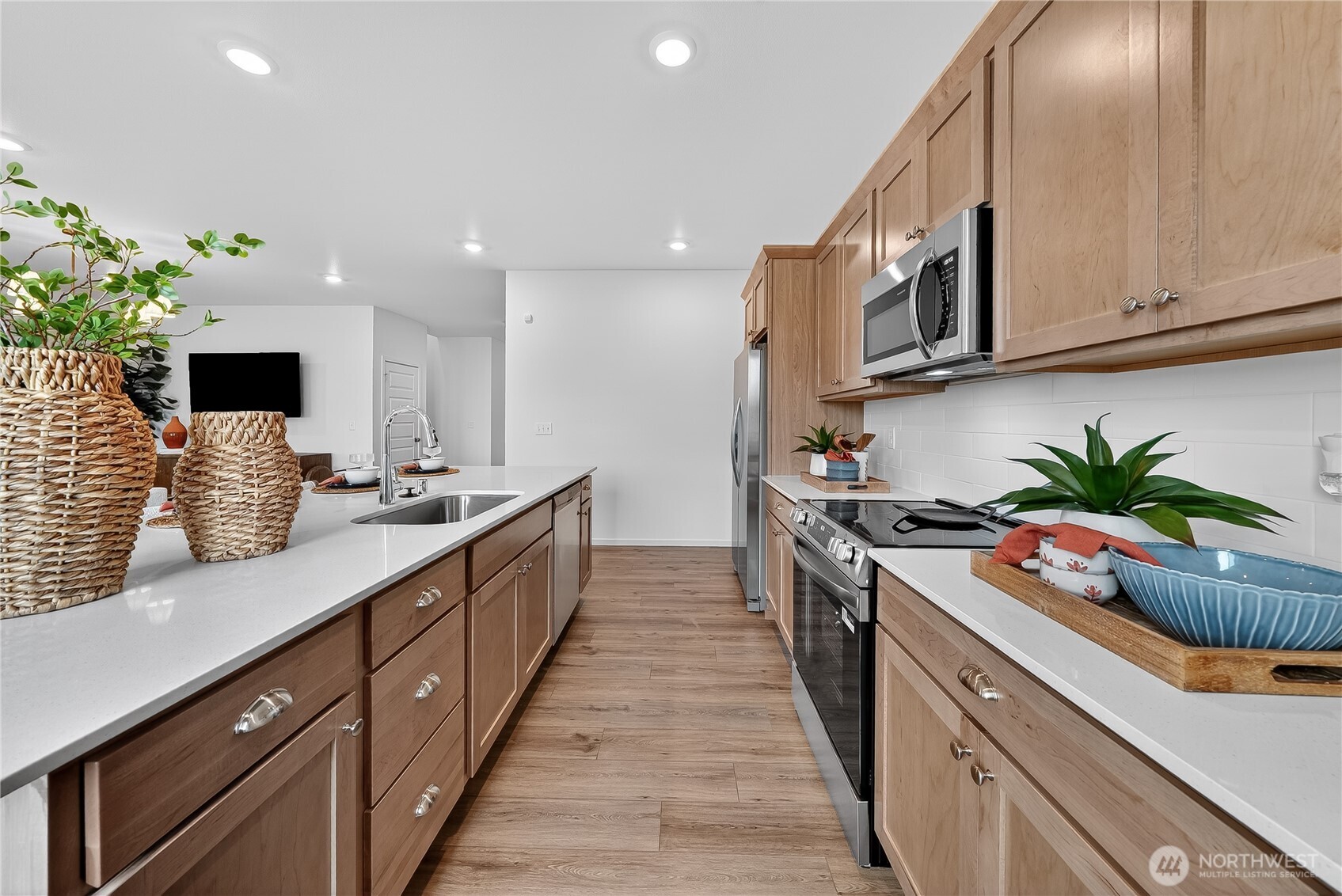 6722 285th Place Property Photo 3
