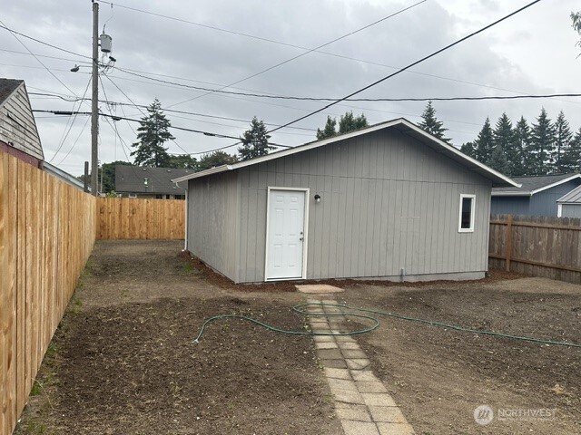 264 19th Avenue Property Photo 4