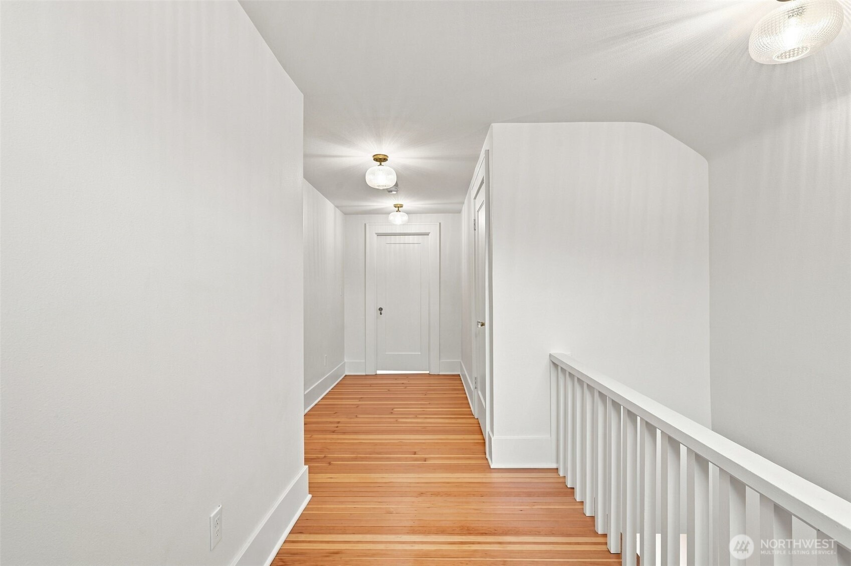 616 N Steele Street Property Photo 18