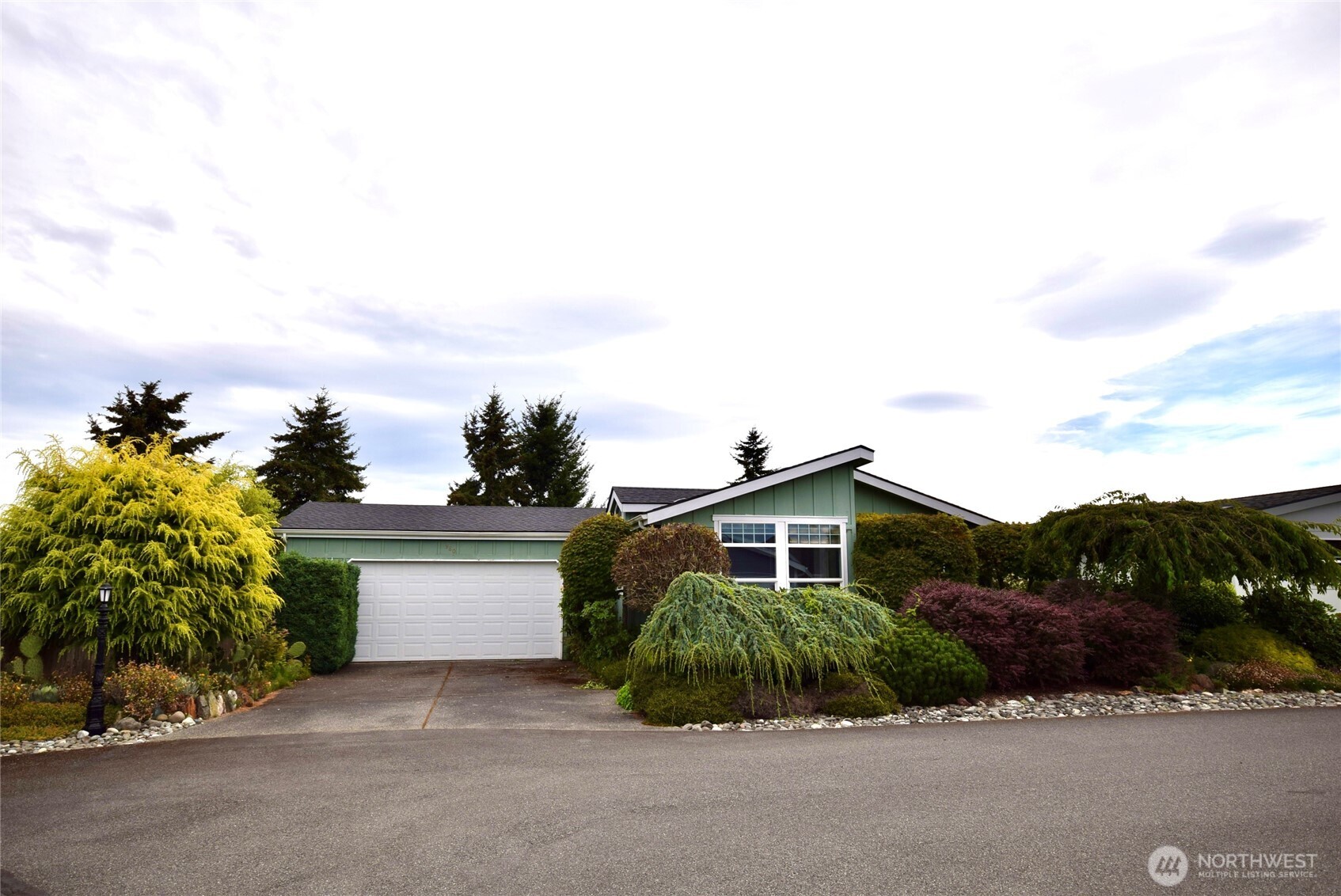 980 N Starboard Way Property Photo 2