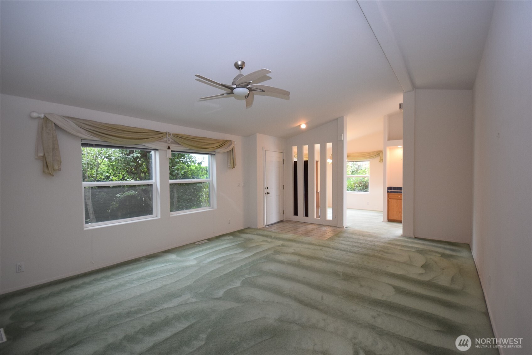 980 N Starboard Way Property Photo 7