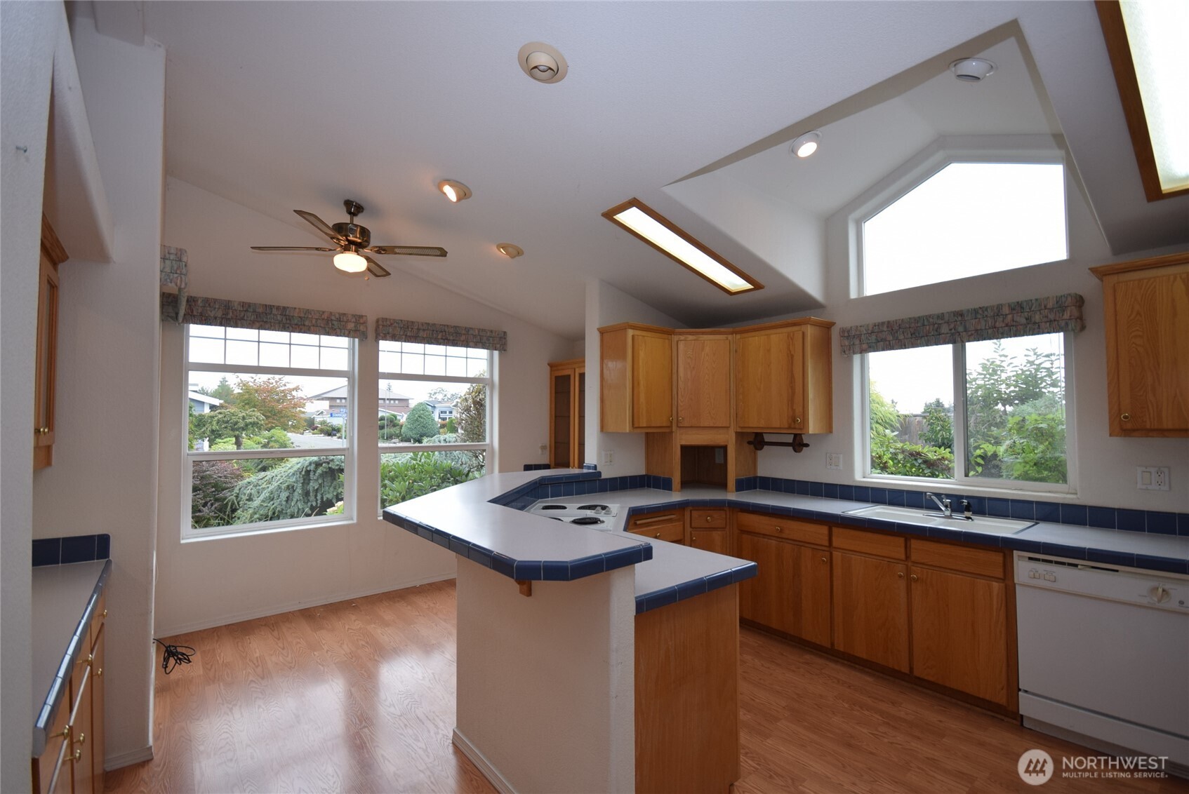 980 N Starboard Way Property Photo 11