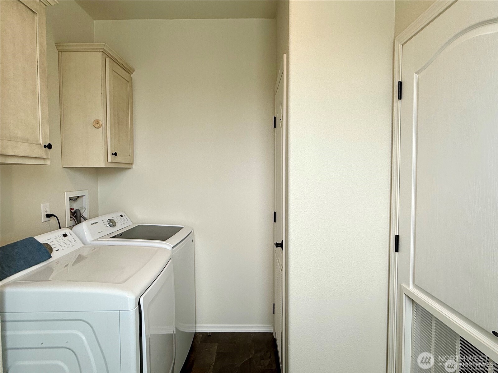 607 37th Street 99a Property Photo 13