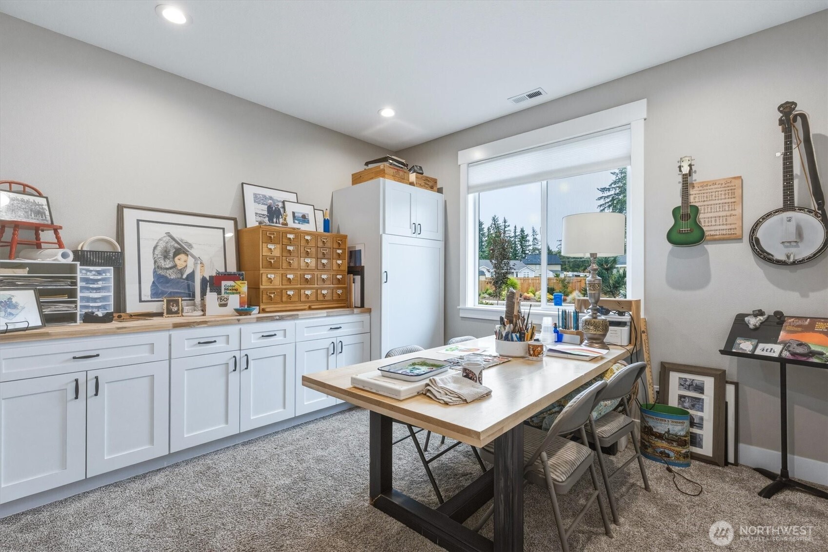 105 Andrew Court Property Photo 19