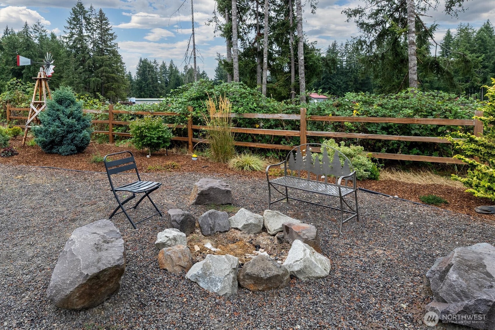 105 Andrew Court Property Photo 33