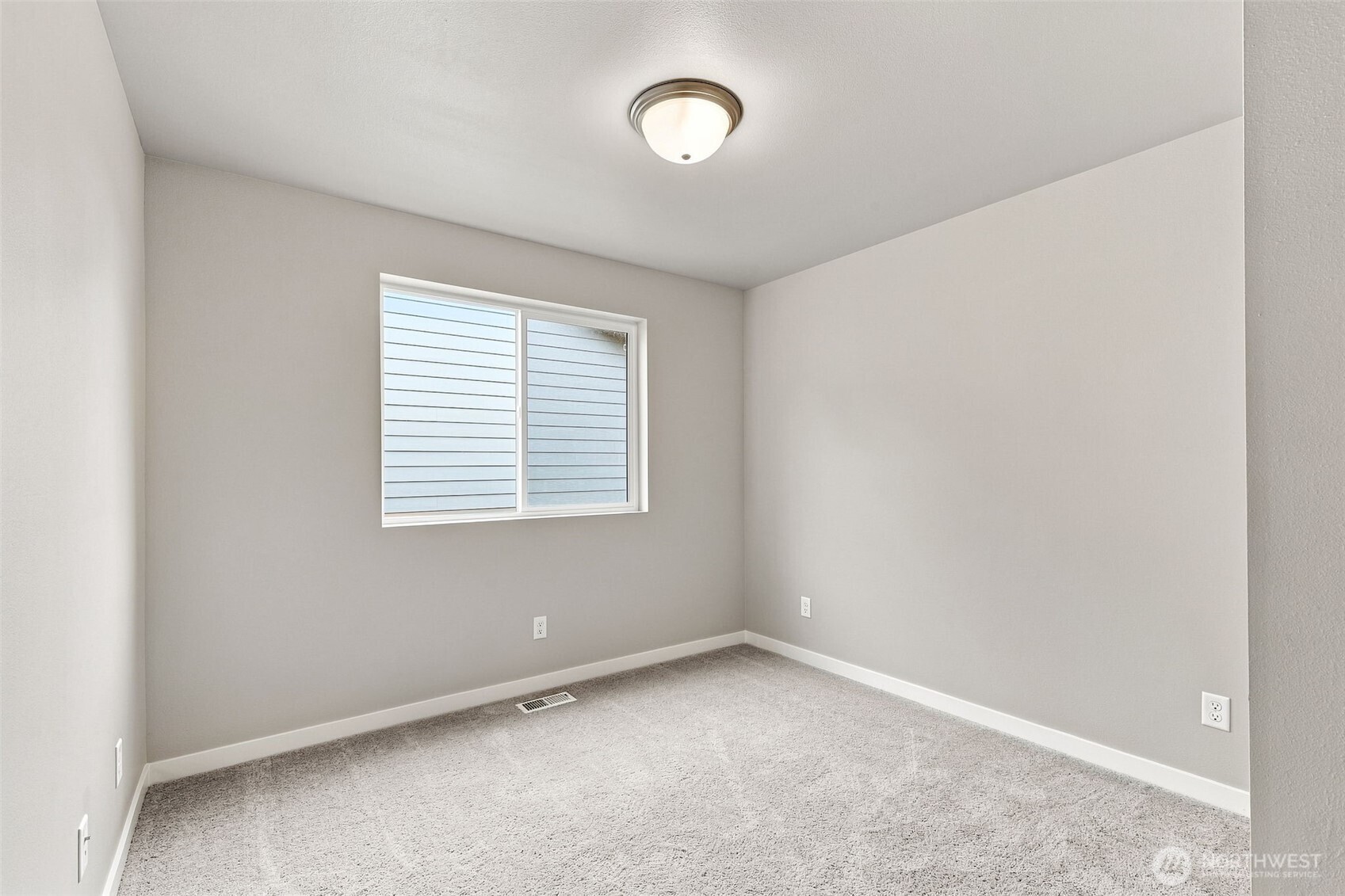 9322 76th Avenue Property Photo 35