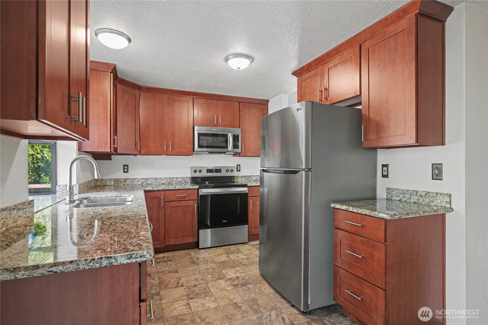 230 145th Street Ct Property Photo 7