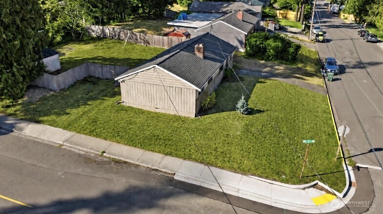 20926 74th Avenue Property Photo 13