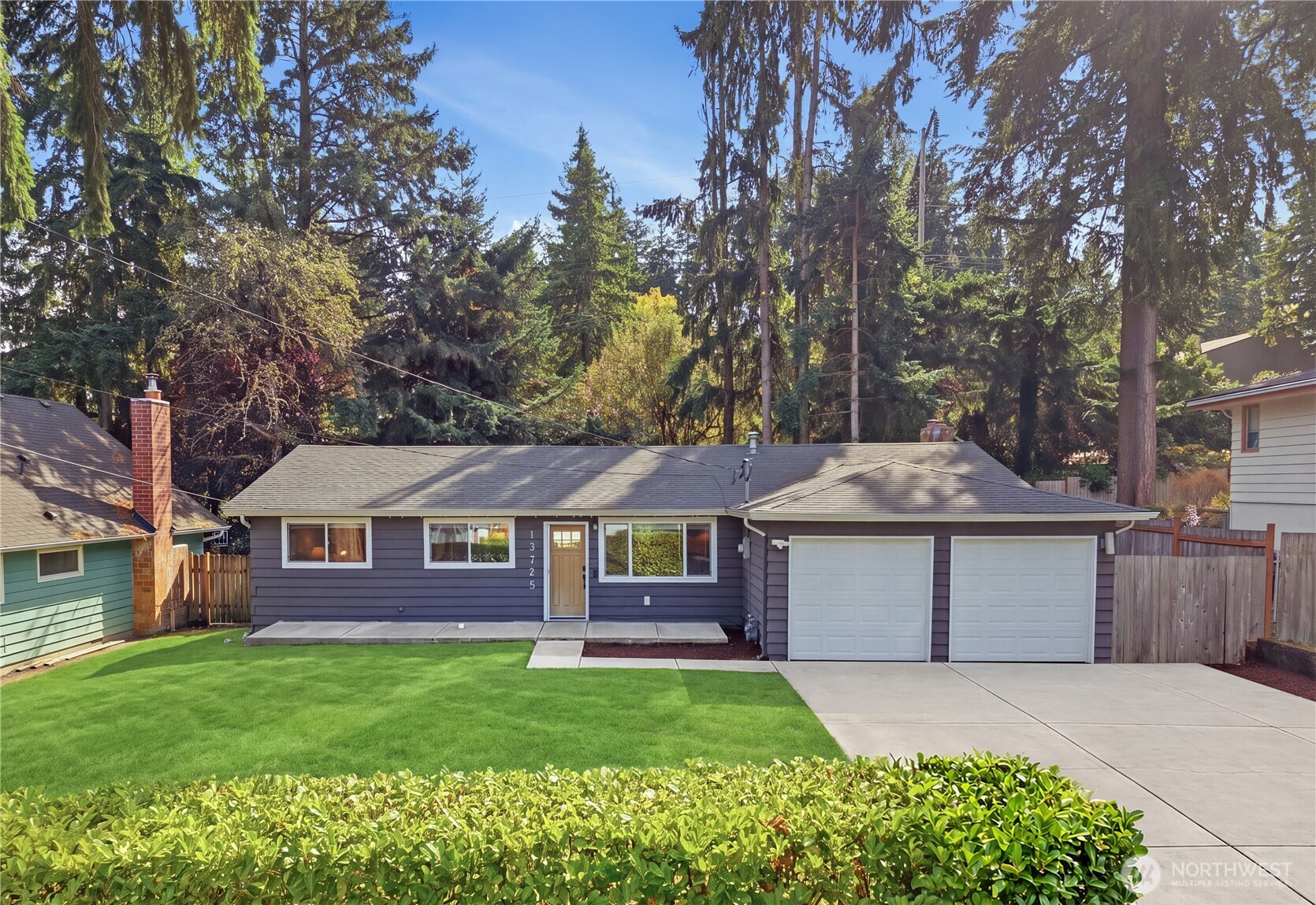 13725 Ne 70th Place Property Photo 1
