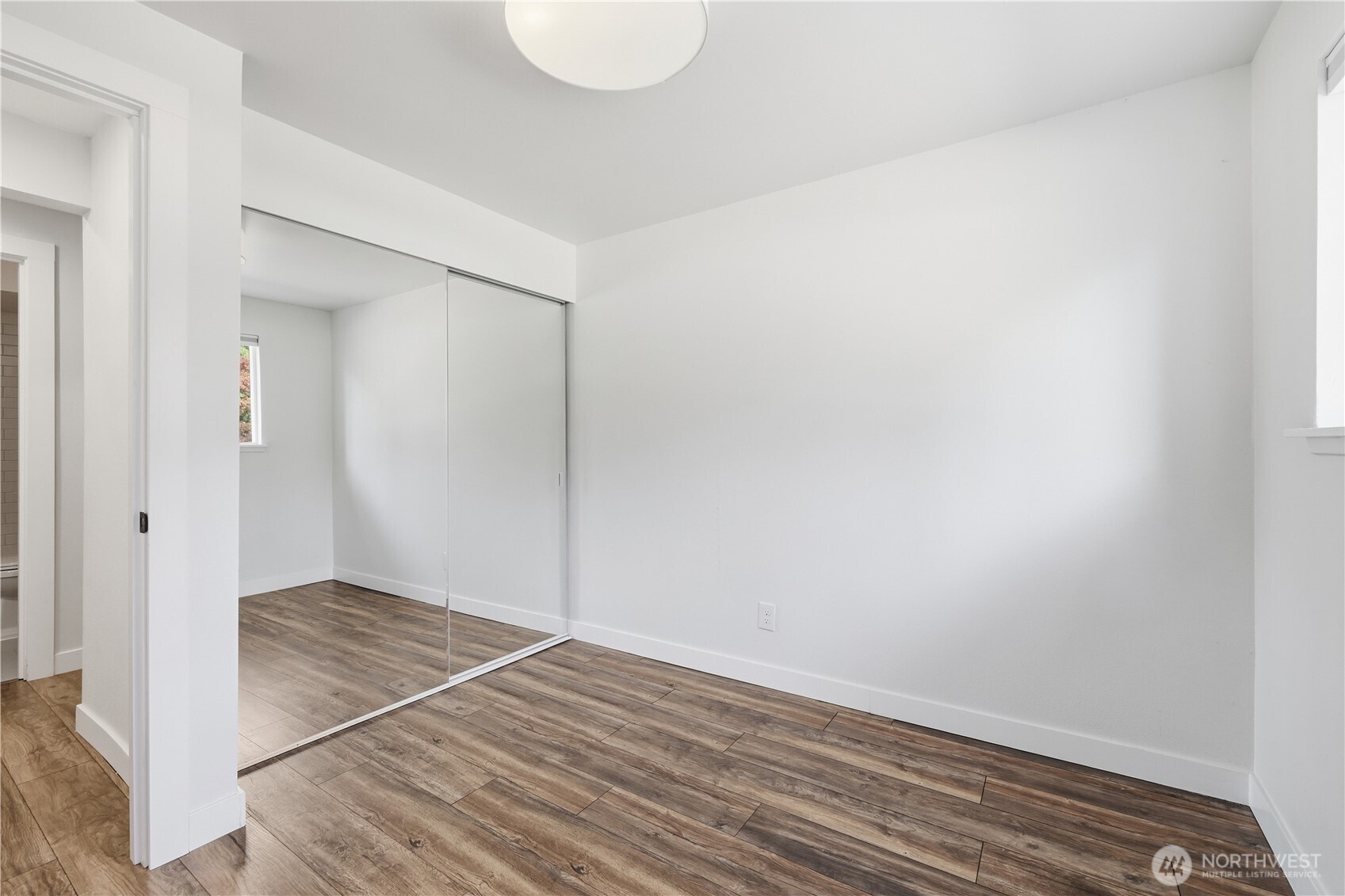 13725 Ne 70th Place Property Photo 14