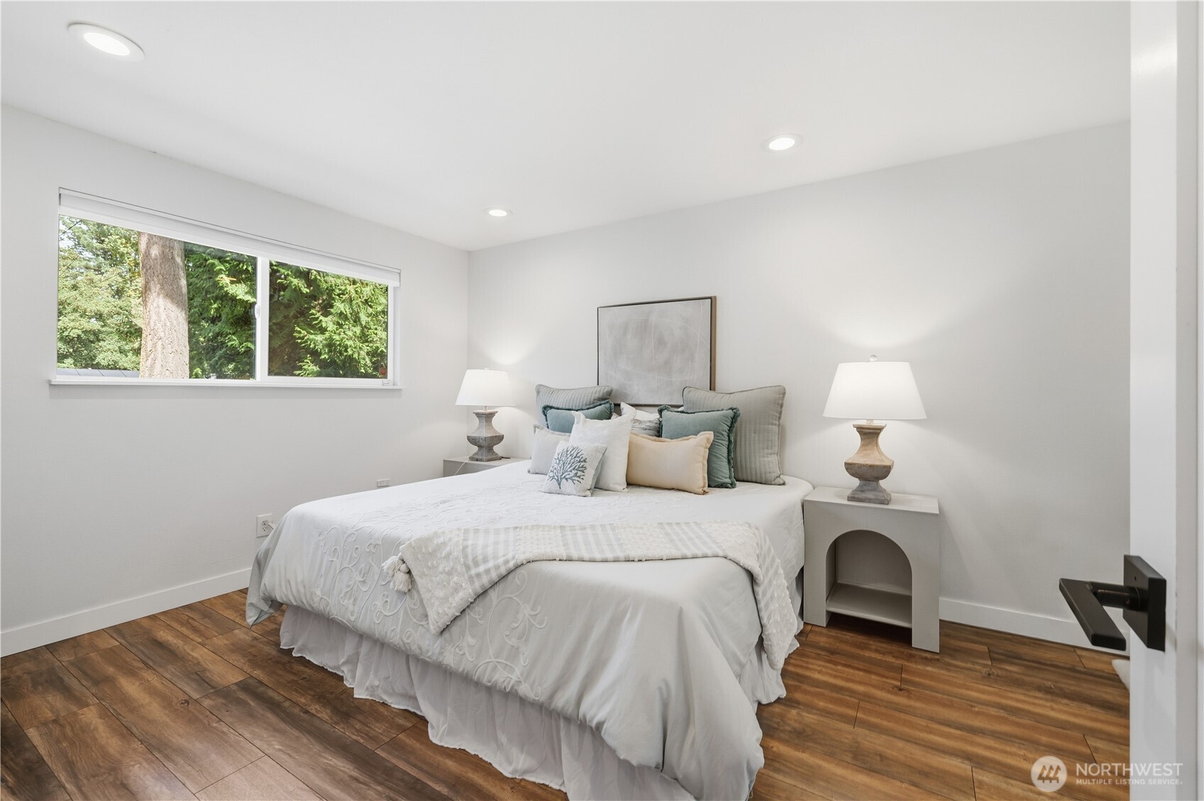 13725 Ne 70th Place Property Photo 16
