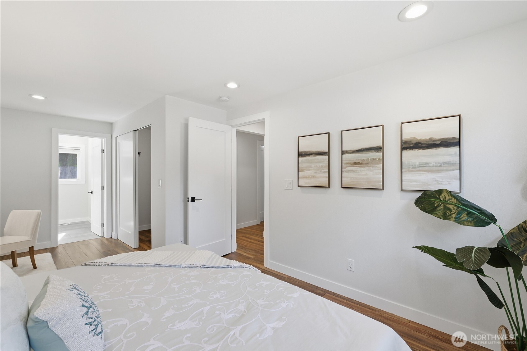 13725 Ne 70th Place Property Photo 17