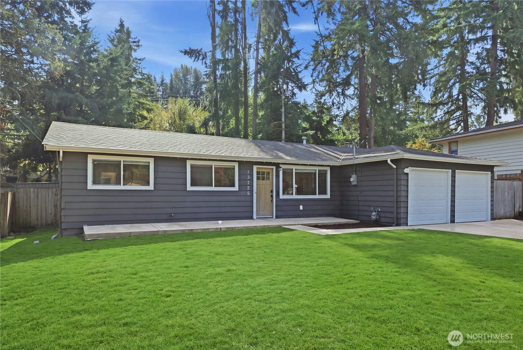 13725 Ne 70th Place Property Photo 24