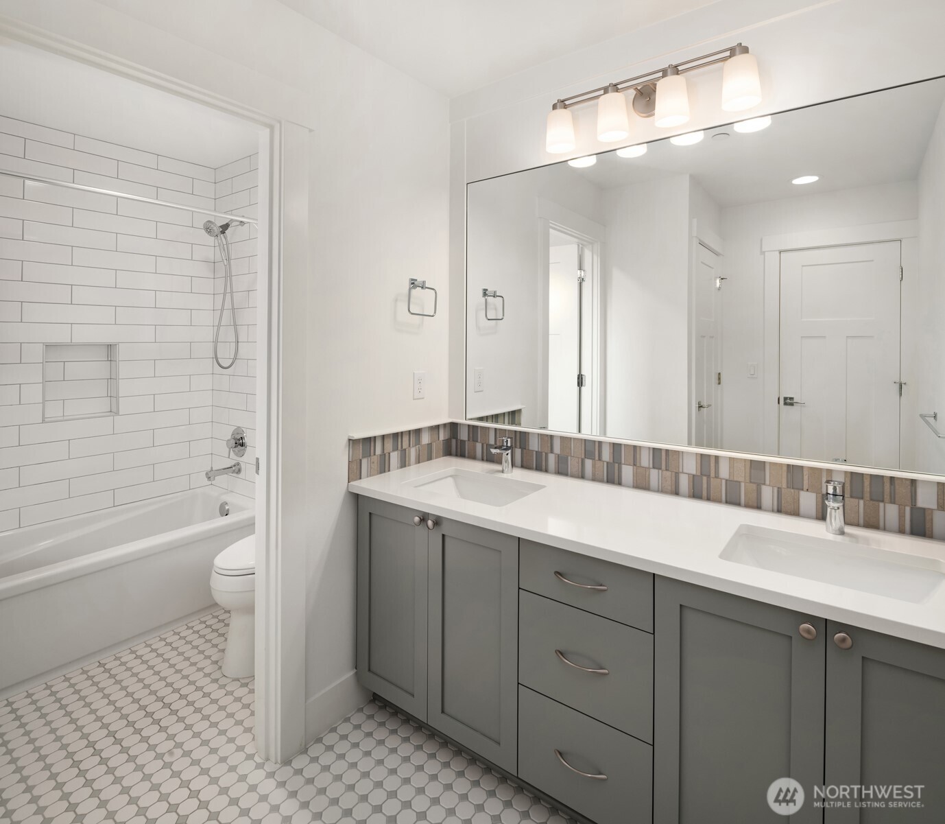 715 Spruce Street Property Photo 23