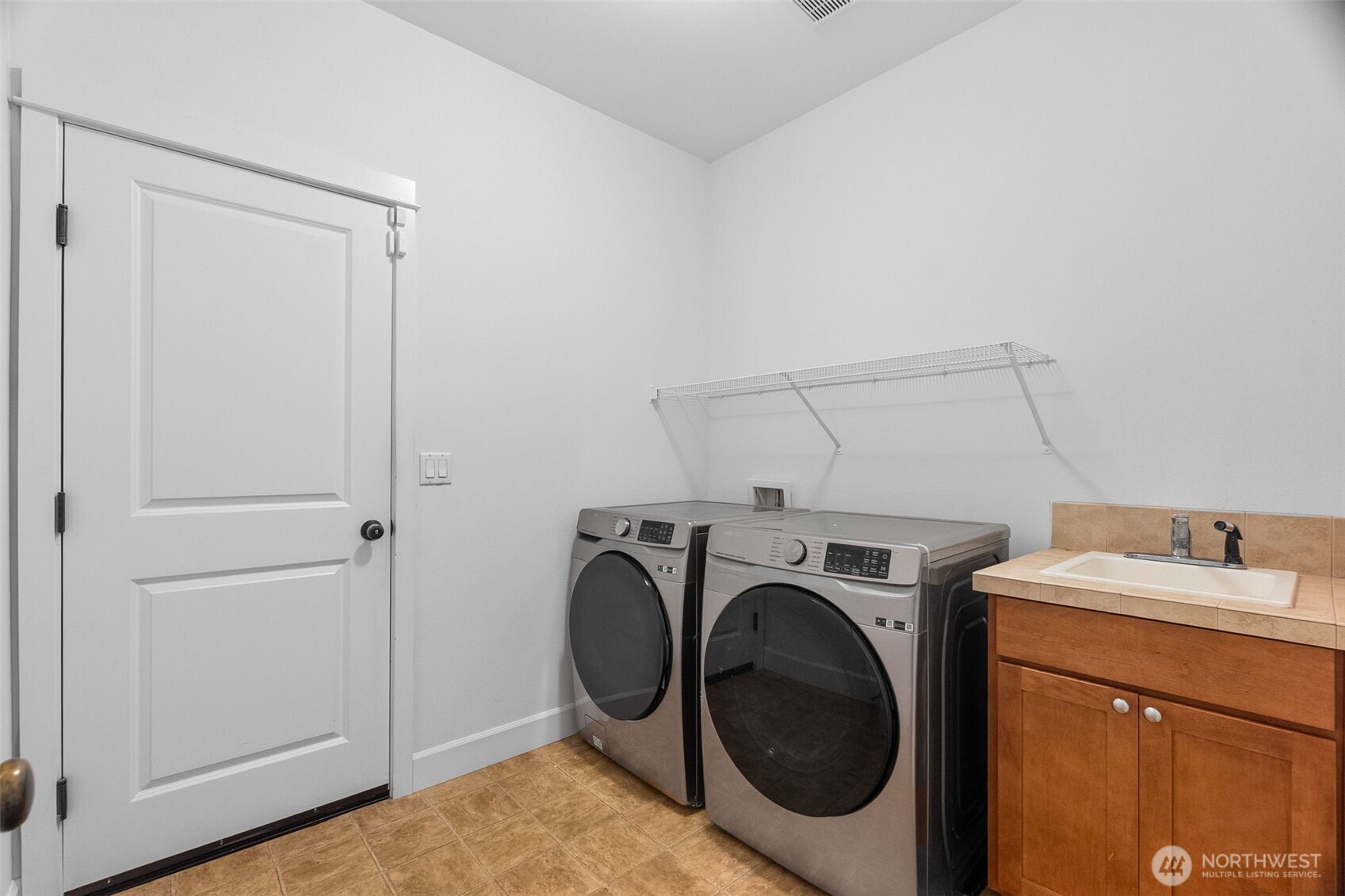 24015 221st Lane Property Photo 19